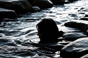 男人梦见流水是什么征兆，解析梦境中的水流象征