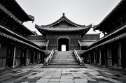 梦回老屋，一座记忆宫殿的坍塌与重建